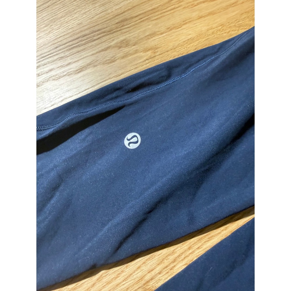 Lululemon Base Pace High-Rise Tight 25" — Size 4 - Picture 7 of 8